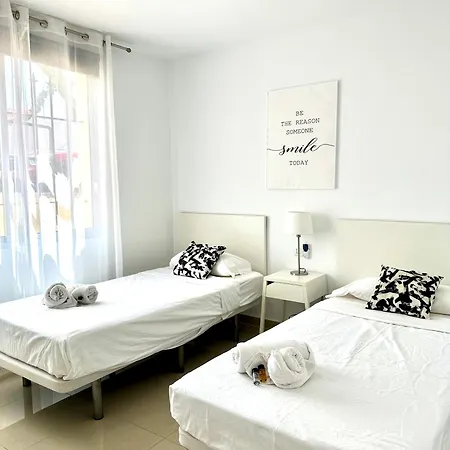 Duplex C9 Con Piscina Privada 别墅 *