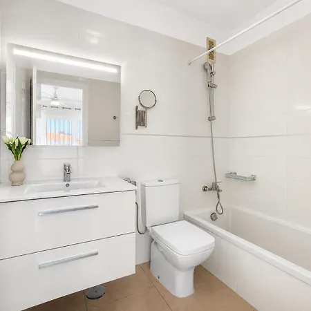 Duplex C9 Con Piscina Privada * Callao Salvaje